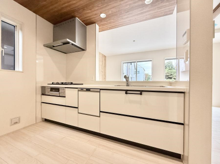 �L�b�`���@�������L���C�ɕЕt���A�g���₷���L�b�`��