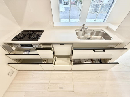 �L�b�`���@�������Ƒ����J��[�߂�A������̂���L�b�`��