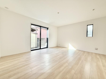 ���r���O�@���������났�ƏΊ炪�W�܂�A�S���܂郊�r���O