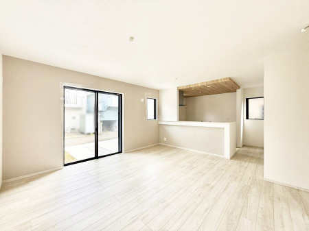 ���r���O�@���������R�Ɖ�b�����܂��A�S�n�悢�ЂƂƂ�