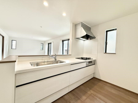 �L�b�`���@���������y���݂ƐH�ׂ�K����͂���L�b�`��