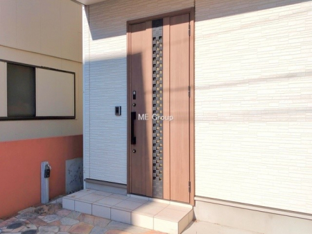 ���ց@�O��