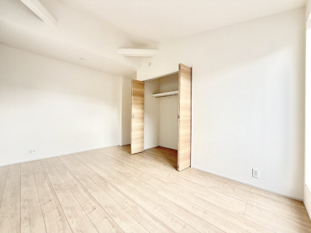 �q�������@�������v���C�x�[�g��ԂƂ��ĐÂ��ŗ�������������񋟂��Ă���܂�