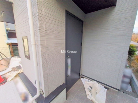 ���ց@�O��