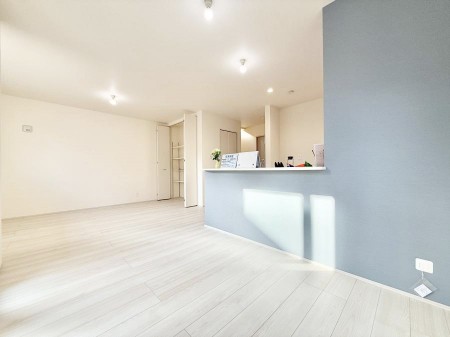 ���r���O�@���������났�ƏΊ炪�W�܂�A�S���܂郊�r���O