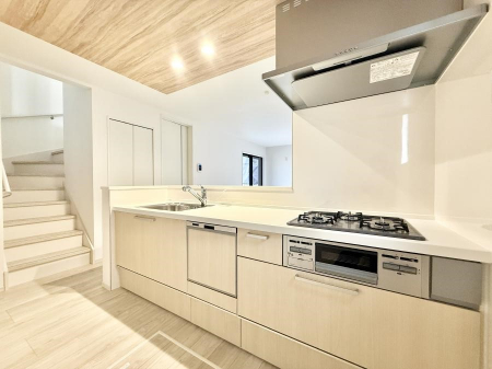 �L�b�`���@�����������������Ɗy�����Ȃ�A���K�ȃL�b�`�����