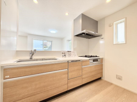 �L�b�`���@���������y���݂ƐH�ׂ�K����͂���L�b�`��