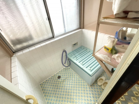 �����@����