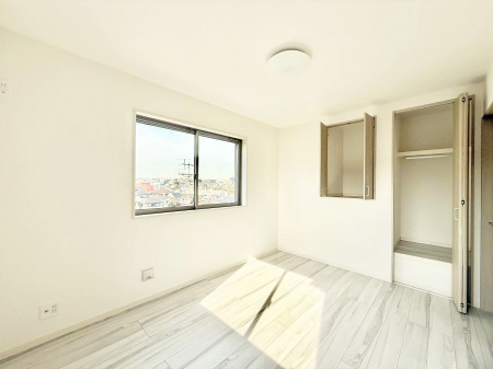 �q�������@�������Ƌ�⃌�C�A�E�g�����R�ɔz�u�ł��邽�ߎg�����肪�ǂ����K�ɉ߂����܂�