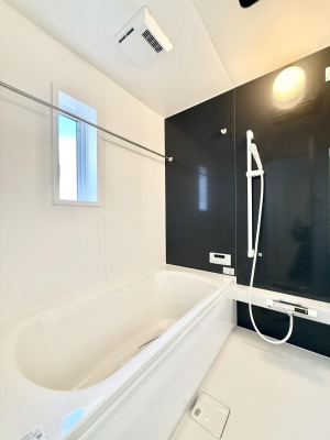 �����@����������̔�������A�S����������Ԃł�