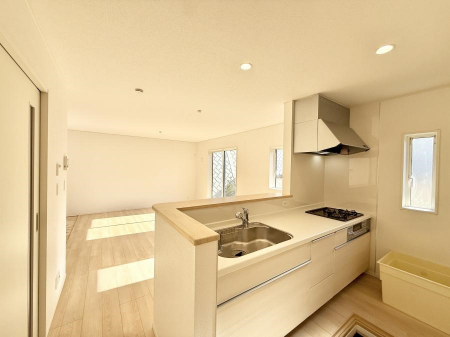 �L�b�`���@�������Ƒ����J��[�߂�A������̂���L�b�`��