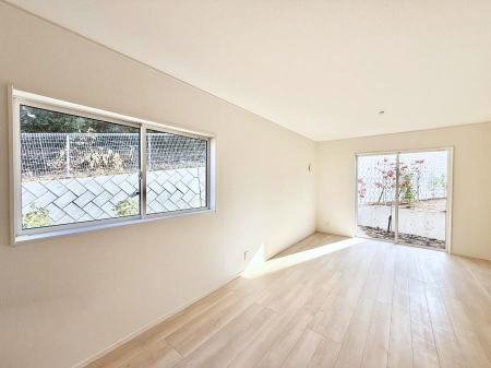 ���r���O�@���������R�Ɖ�b�����܂��A�S�n�悢�ЂƂƂ�