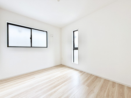 �q�������@����