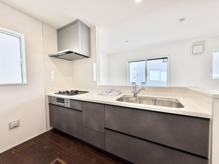 �L�b�`���@�������L���C�ɕЕt���A�g���₷���L�b�`��