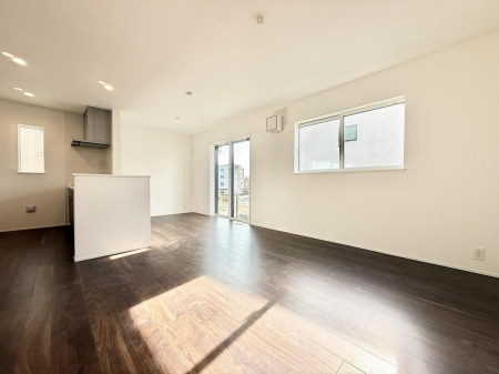 ���r���O�@�������V���v���������ґ�A��؂Ȑl�Ɖ߂����S���قǂ�����