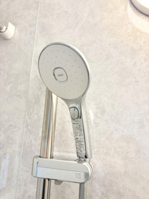 ���̑����ρ@�ݔ����킴�킴�V�����[�����̃��o�[�܂Ŏ��L�΂��K�v���Ȃ��A�ȒP�Ɏ~���ł���