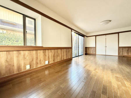 ���r���O�@���������C�ɓ���̏ꏊ�ŁA�̂�т�Ƃ������Ԃ�