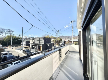 �o���R�j�[�@������ ��𒭂߂Ȃ���A�ق��ƈꑧ������ʂȋ��