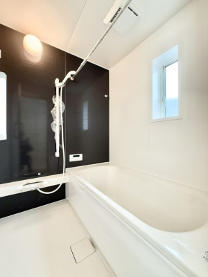 �����@����