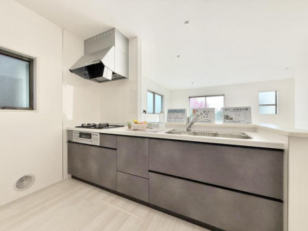 �L�b�`���@���������y���݂ƐH�ׂ�K����͂���L�b�`��