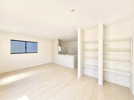 ���r���O�@���������났�ƏΊ炪�W�܂�A�S���܂郊�r���O