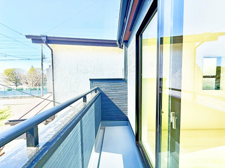 �o���R�j�[�@������ �G�߂̈ڂ낢����������J���I�ȋ�Ԃł�