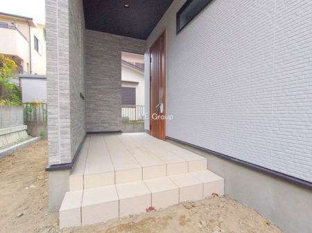 ���ց@�O��