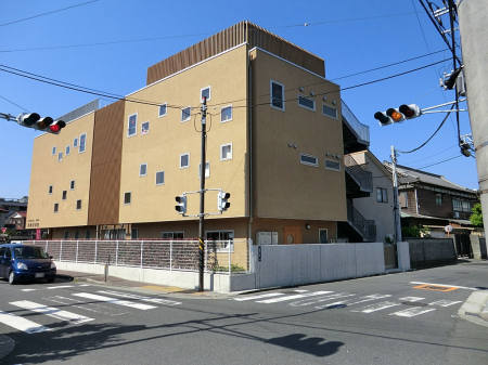 ���ӊ��@�c�t���E�ۈ牀 200m �a���ۈ牀