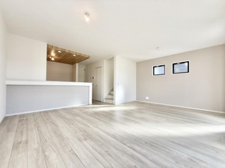 ���r���O�@�������V���v���������ґ�A��؂Ȑl�Ɖ߂����S���قǂ�����