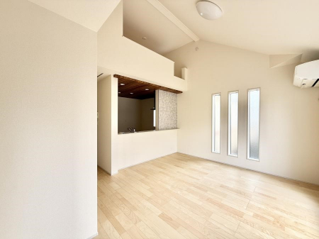 ���r���O�@�������S���������ꏊ�A�������߂����郊�r���O