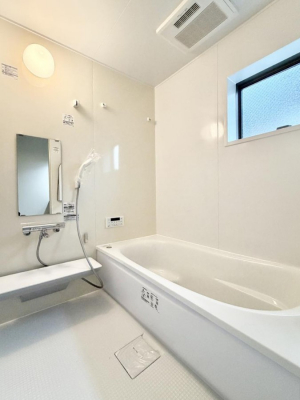 ���ӊ��@�X�[�p�[ 400m �C�g�[���[�J�h�[�Ó��X