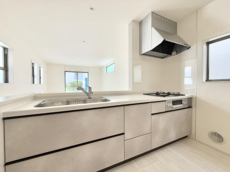 �L�b�`���@�����������������Ԃ����܂��A�Ί炠�ӂ��L�b�`��