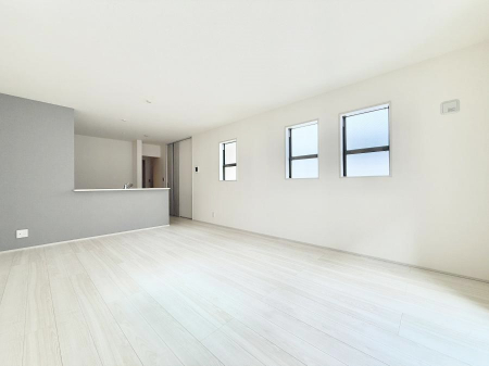 ���r���O�@���������났�ƏΊ炪�W�܂�A�S���܂郊�r���O