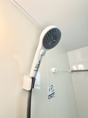 ���̑����ρ@�ݔ����킴�킴�V�����[�����̃��o�[�܂Ŏ��L�΂��K�v���Ȃ��A�ȒP�Ɏ~���ł���