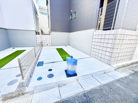 �@�O�ρ����K�Ȓ��ԃX�y�[�X�ň��S