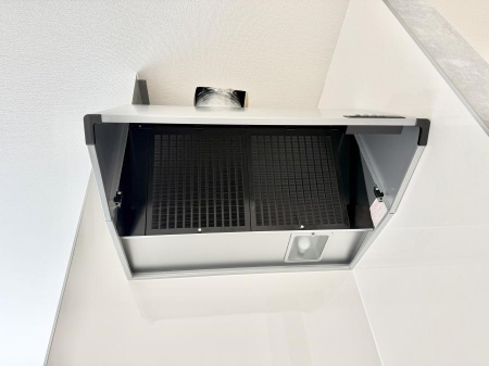 ���̑����ρ@�ݔ����������̏��C����������C��ɗU������A�����I�ɔr�����ł��܂��B