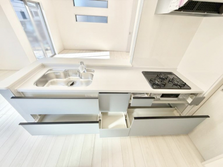 �L�b�`���@�������Ƒ����J��[�߂�A������̂���L�b�`��