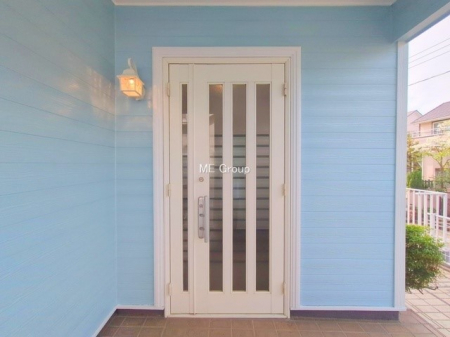 ���ց@�O�ρ� �V���v���Ŕ������A�Z�܂��̑���ۂ��ʂ錺�ւł�