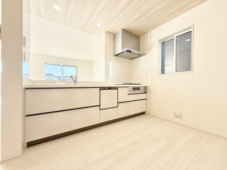 �L�b�`���@���������y���݂ƐH�ׂ�K����͂���L�b�`��