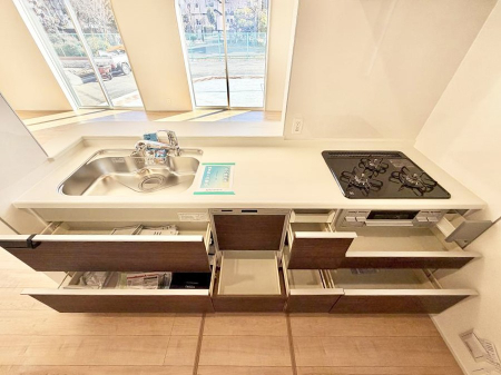 �L�b�`���@�������Ƒ����J��[�߂�A������̂���L�b�`��