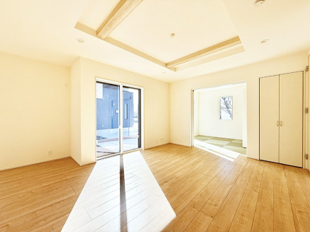 ���r���O�@���������R�Ɖ�b�����܂��A�S�n�悢�ЂƂƂ�