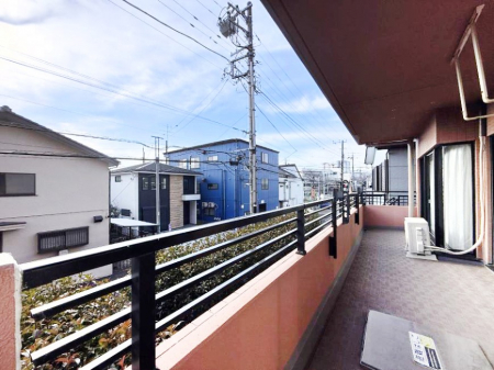 �o���R�j�[�@������ �G�߂̈ڂ낢����������J���I�ȋ�Ԃł�