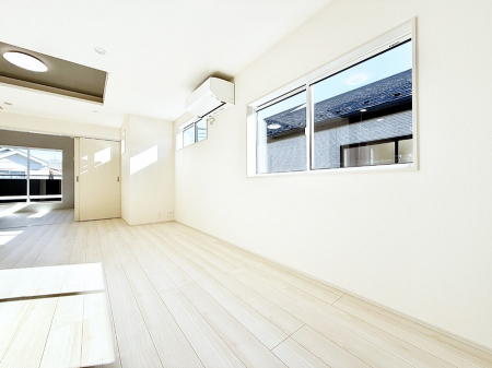 ���r���O�@���������R�Ɖ�b�����܂��A�S�n�悢�ЂƂƂ�