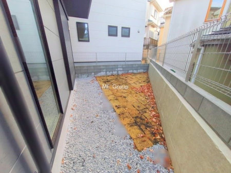 ���̑��@�O�ρ���炵�ɏ�����^����A�΂��������ꂽ�Z�܂��ł�