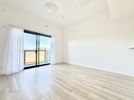 ���r���O�@���������났�ƏΊ炪�W�܂�A�S���܂郊�r���O