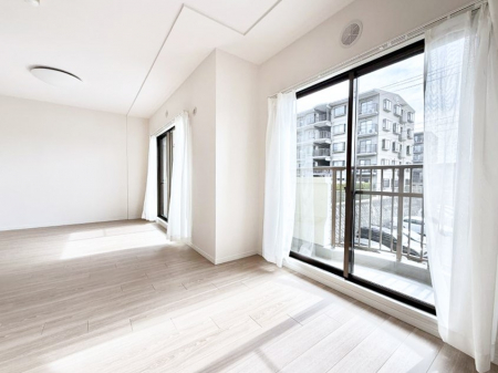 �q�������@�������d����׋��̃X�y�[�X�Ɏg�����ƂŁA�W�����₷���Â��Ȋ��������܂�