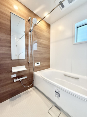 �����@����