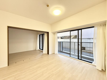 ���r���O�@���������C�ɓ���̏ꏊ�ŁA�̂�т�Ƃ������Ԃ�