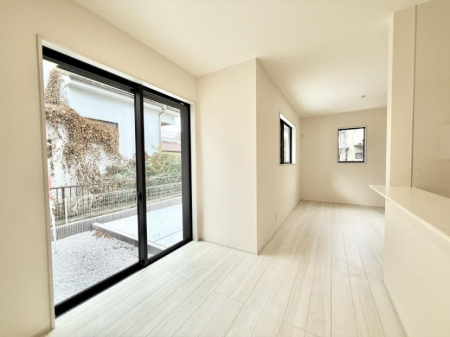 ���r���O�@�������Ƒ��̎��Ԃ��ʂ�A���K�Ŗ��������