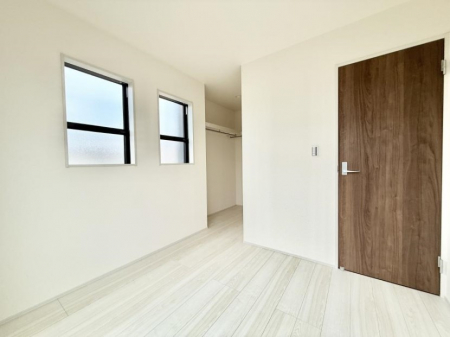 �q�������@�������v���C�x�[�g��ԂƂ��ĐÂ��ŗ�������������񋟂��Ă���܂�